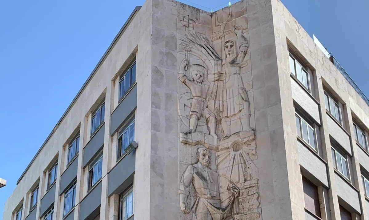 Fotografía del edificio del despacho